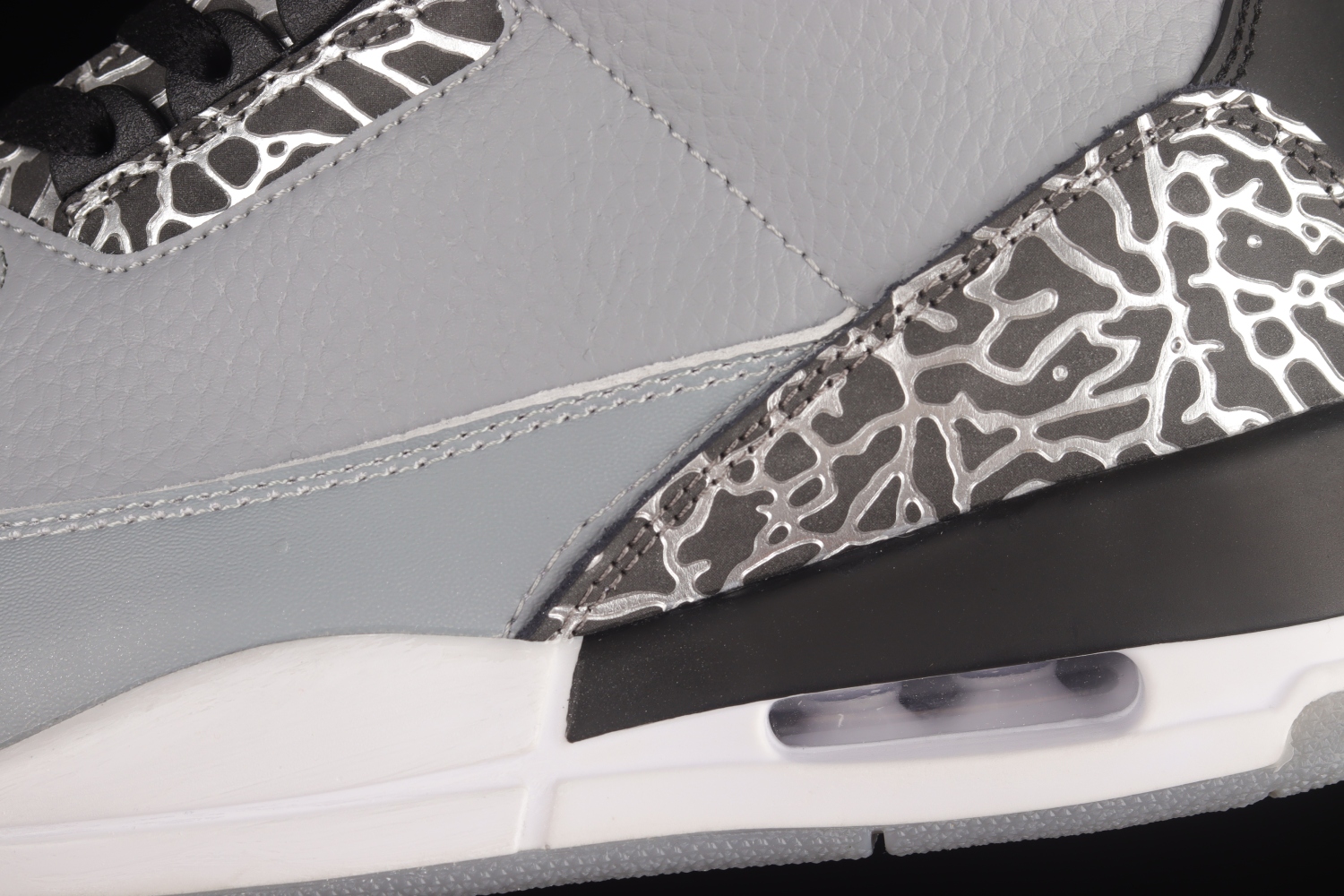 Jordan 3 Retro Wolf Grey 136064-004