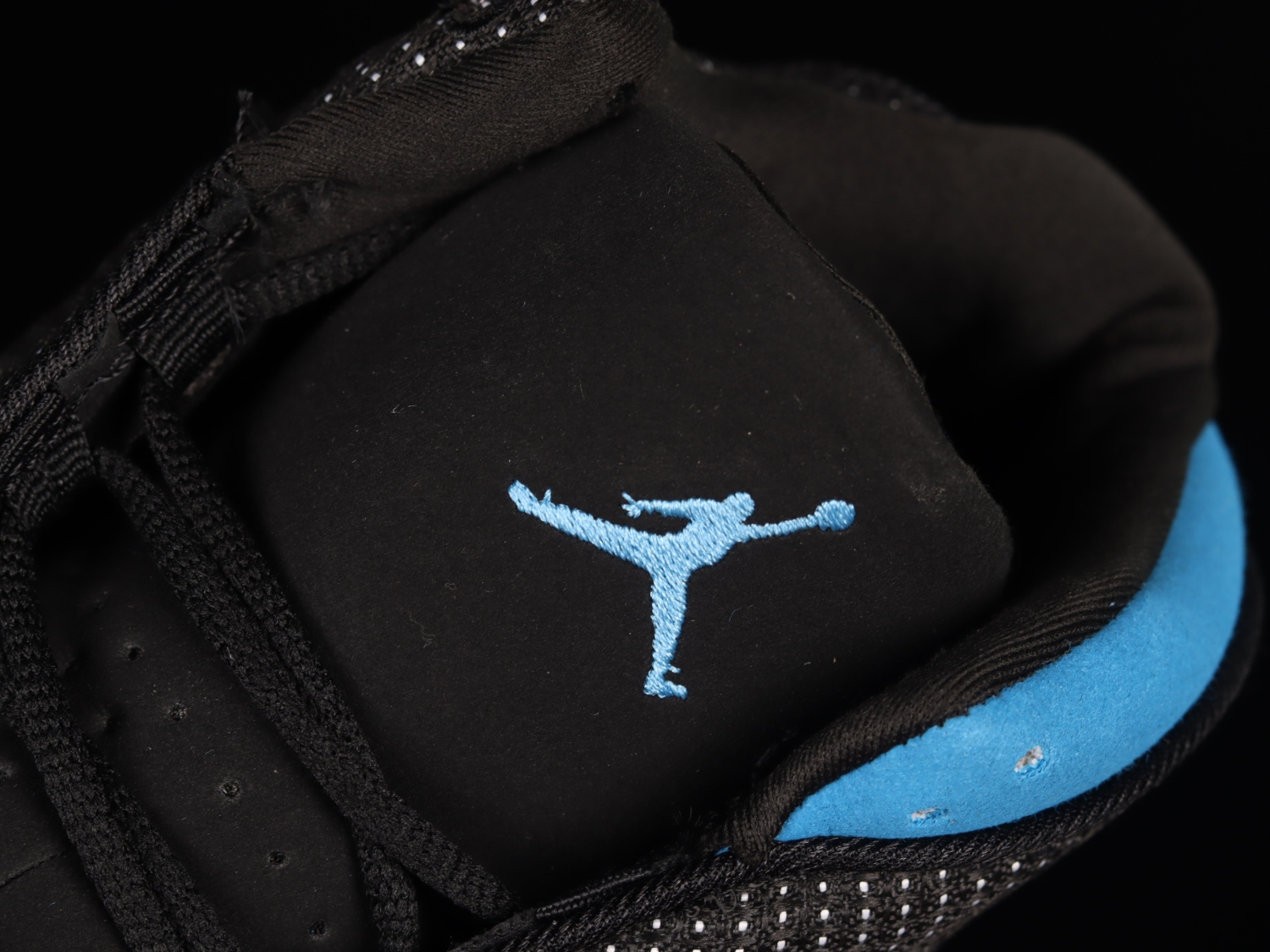 Jordan 13 Retro Black University Blue (PS) 414571-041
