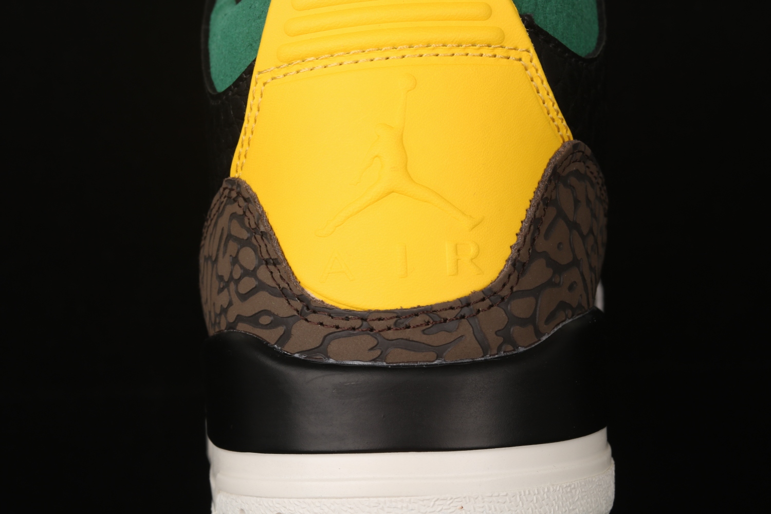 Jordan 3 Retro SE Animal Instinct 2.0 CV3583-003