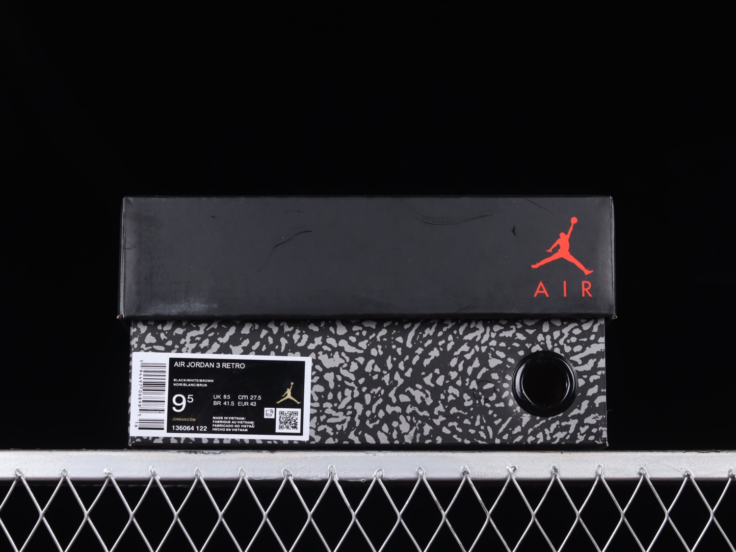 Jordan 3 Retro Mocha (2018)136064-122