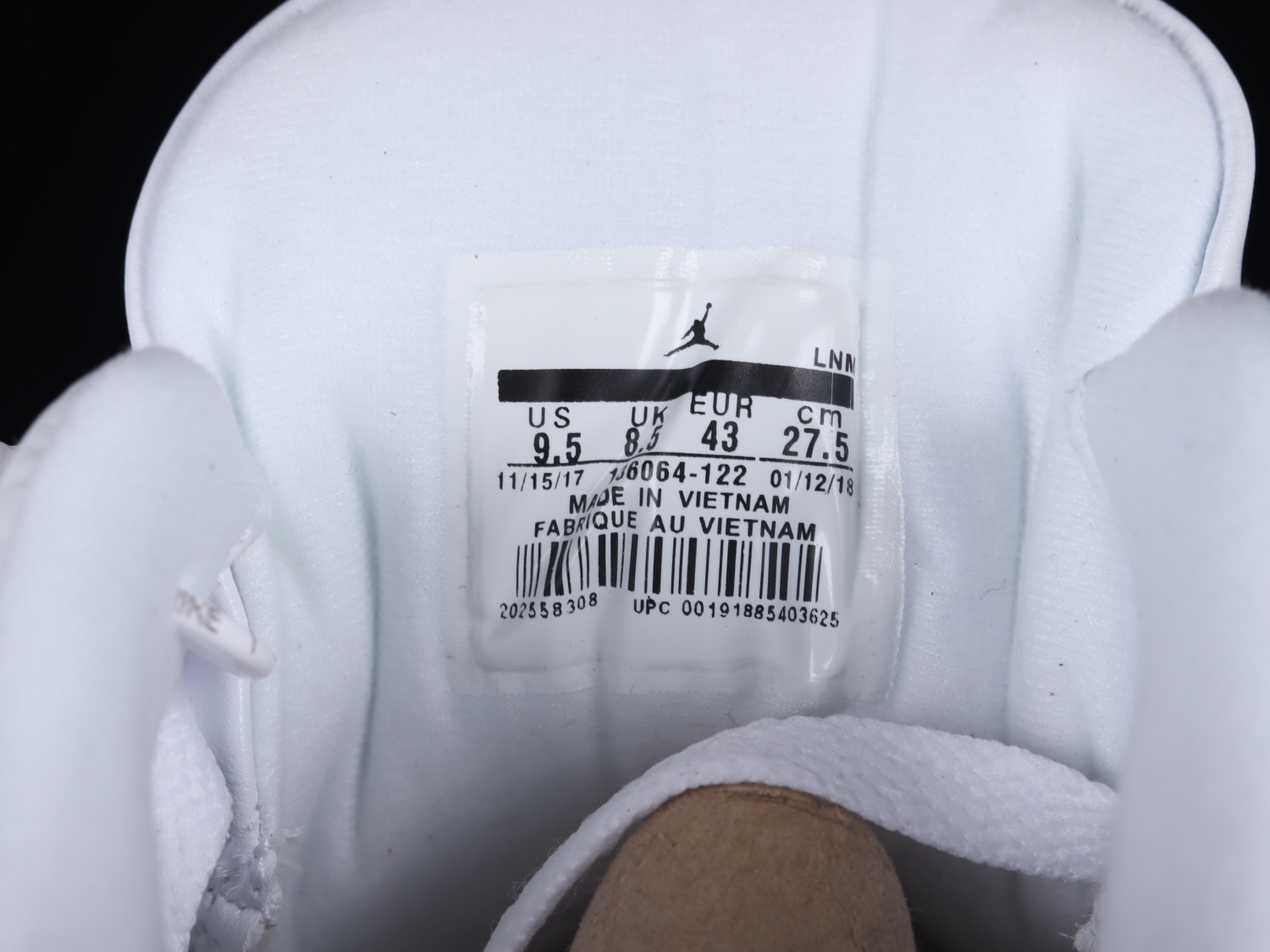 Jordan 3 Retro Mocha (2018)136064-122
