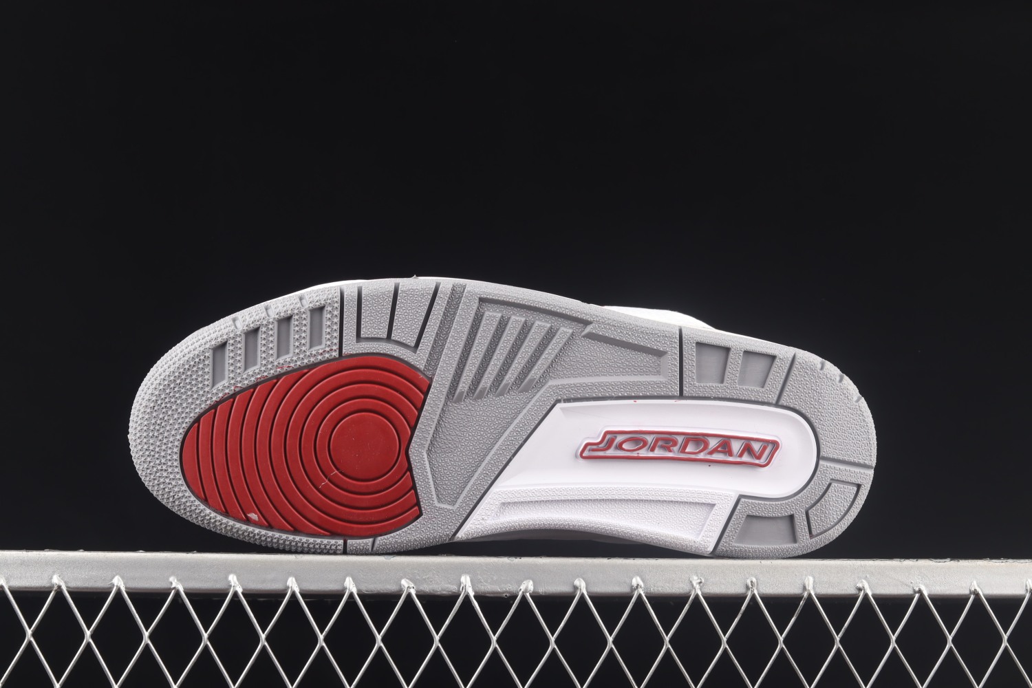 Jordan 3 Retro Cardinal Red CT8532-126