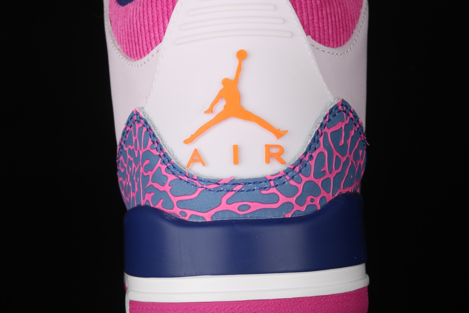 Jordan 3 Retro Barely Grape (GS) 441140-500
