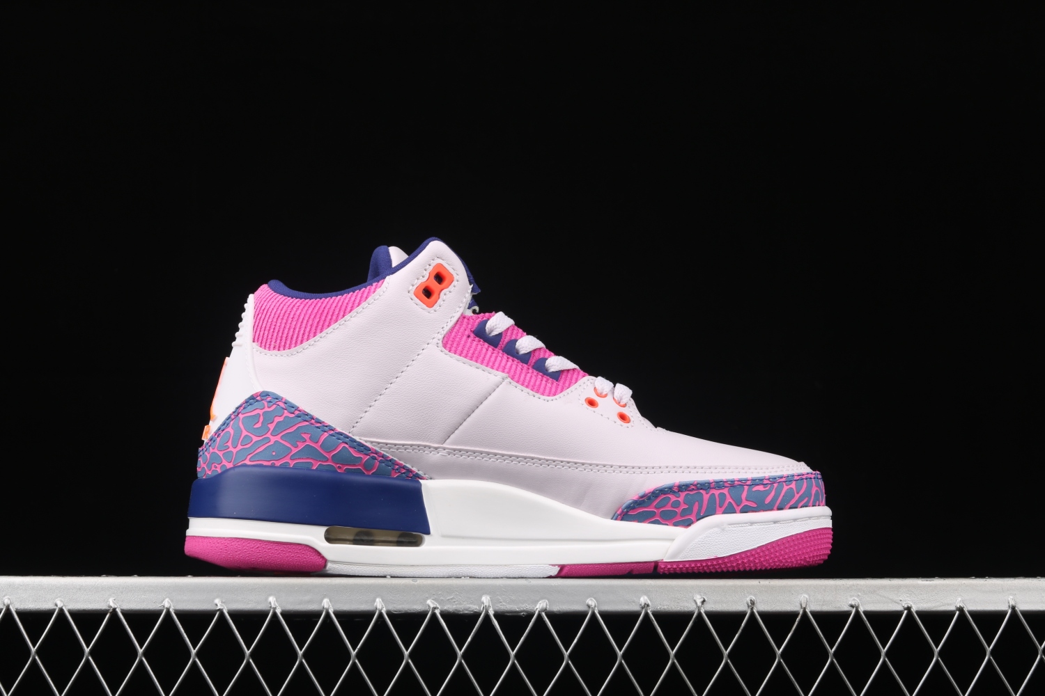 Jordan 3 Retro Barely Grape (GS) 441140-500