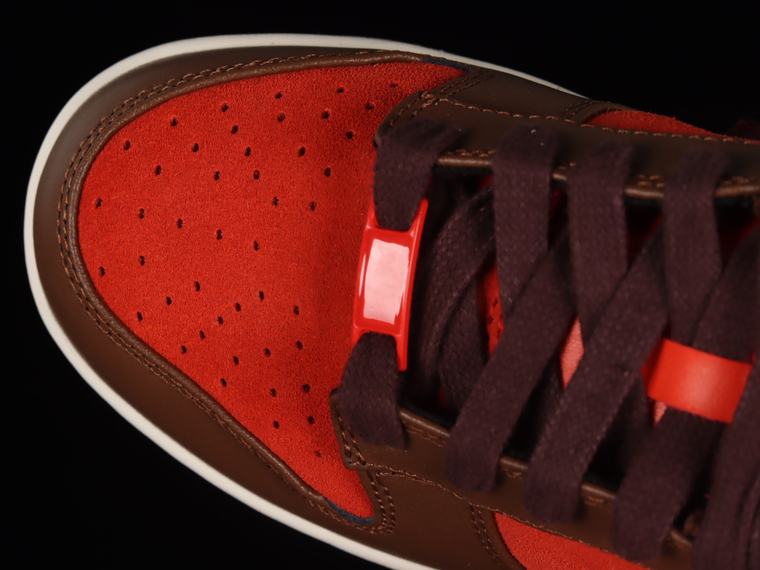 Nike Dunk Low Retro PRM Year of the Rabbit Light Crimson (2023)  FD4203-661