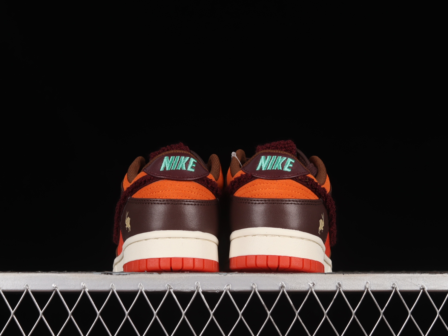 Nike Dunk Low Retro PRM Year of the Rabbit Light Crimson (2023)  FD4203-661