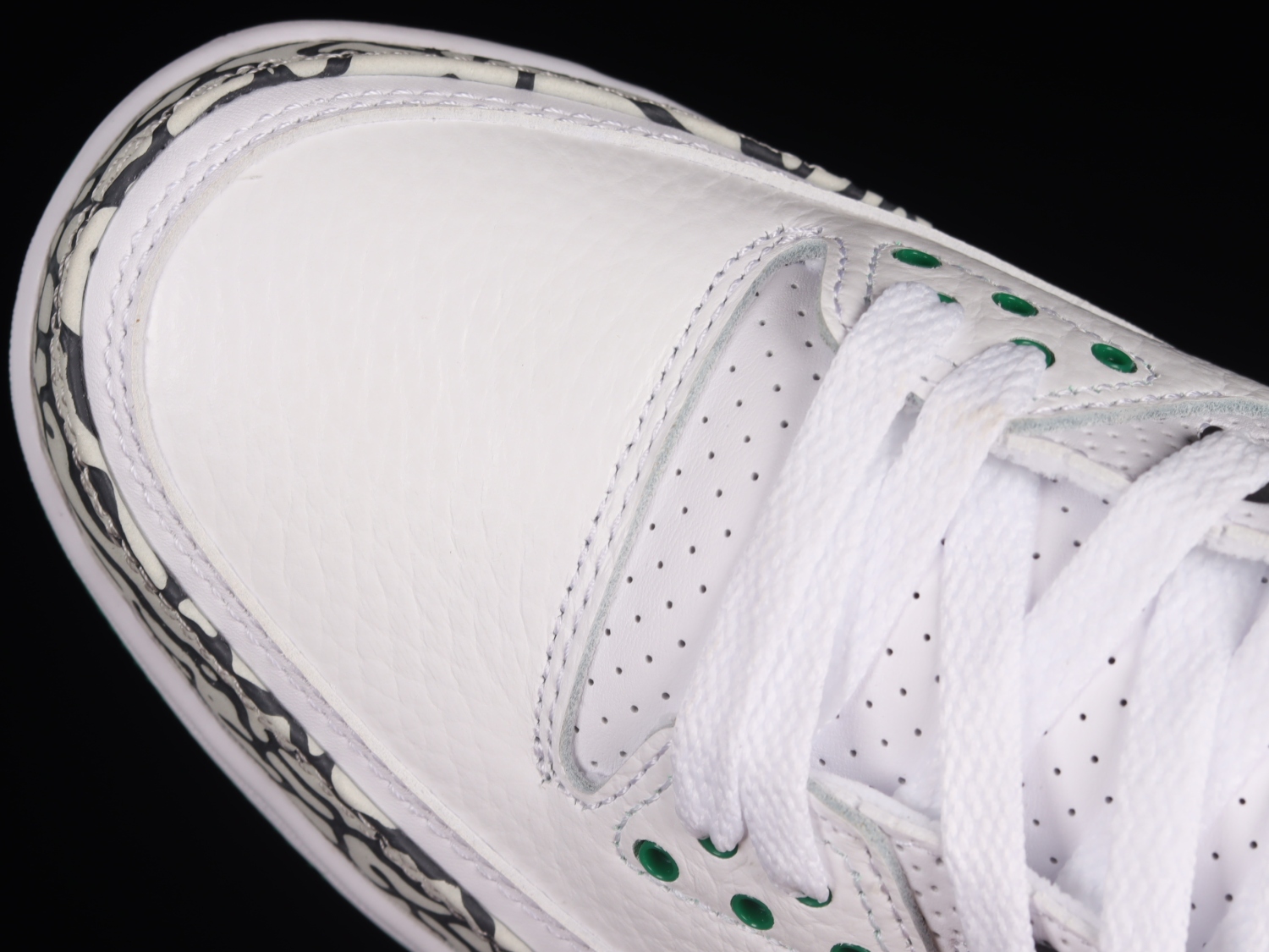 Jordan 3 Retro Oregon Ducks Pit Crew White 594282-233