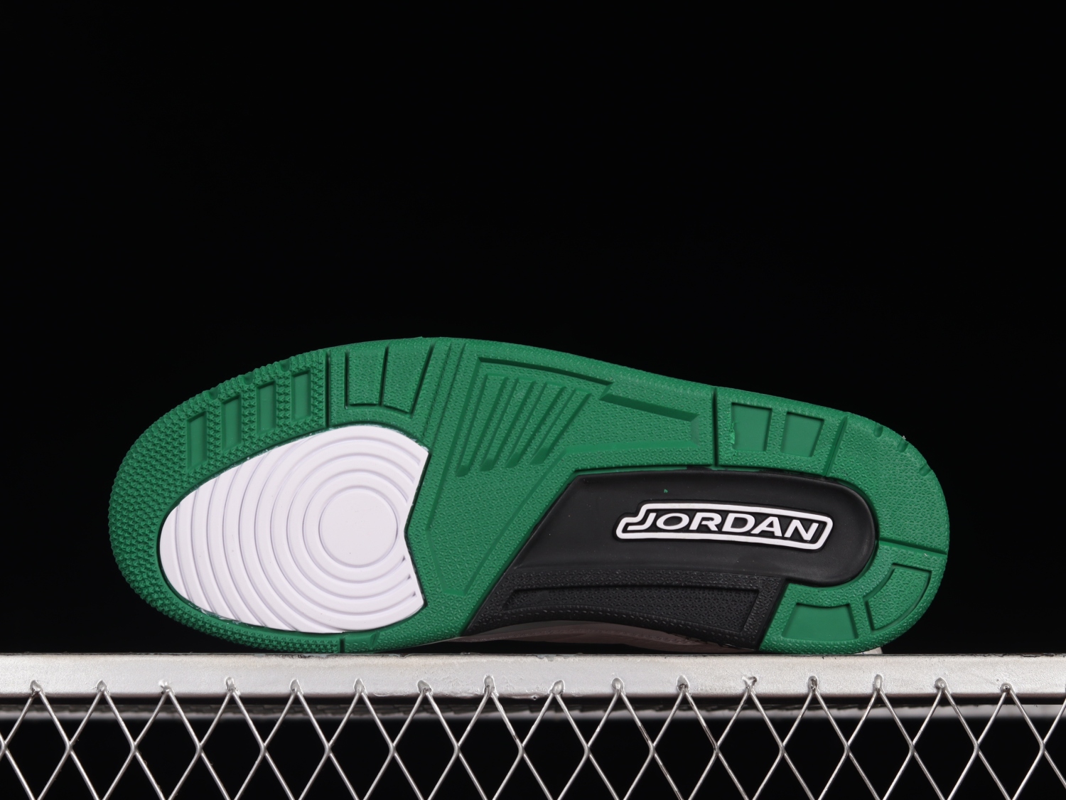 Jordan 3 Retro Oregon Ducks Pit Crew White 594282-233