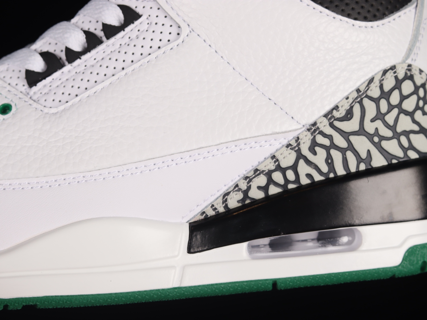 Jordan 3 Retro Oregon Ducks Pit Crew White 594282-233