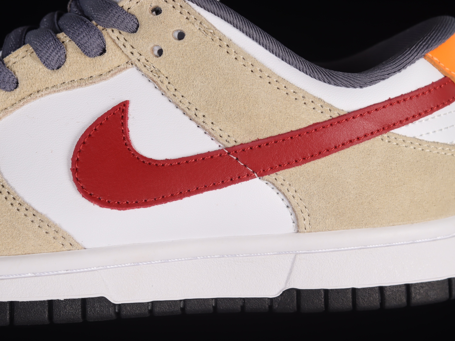 Nike SB Dunk Low Crimson 304292-161