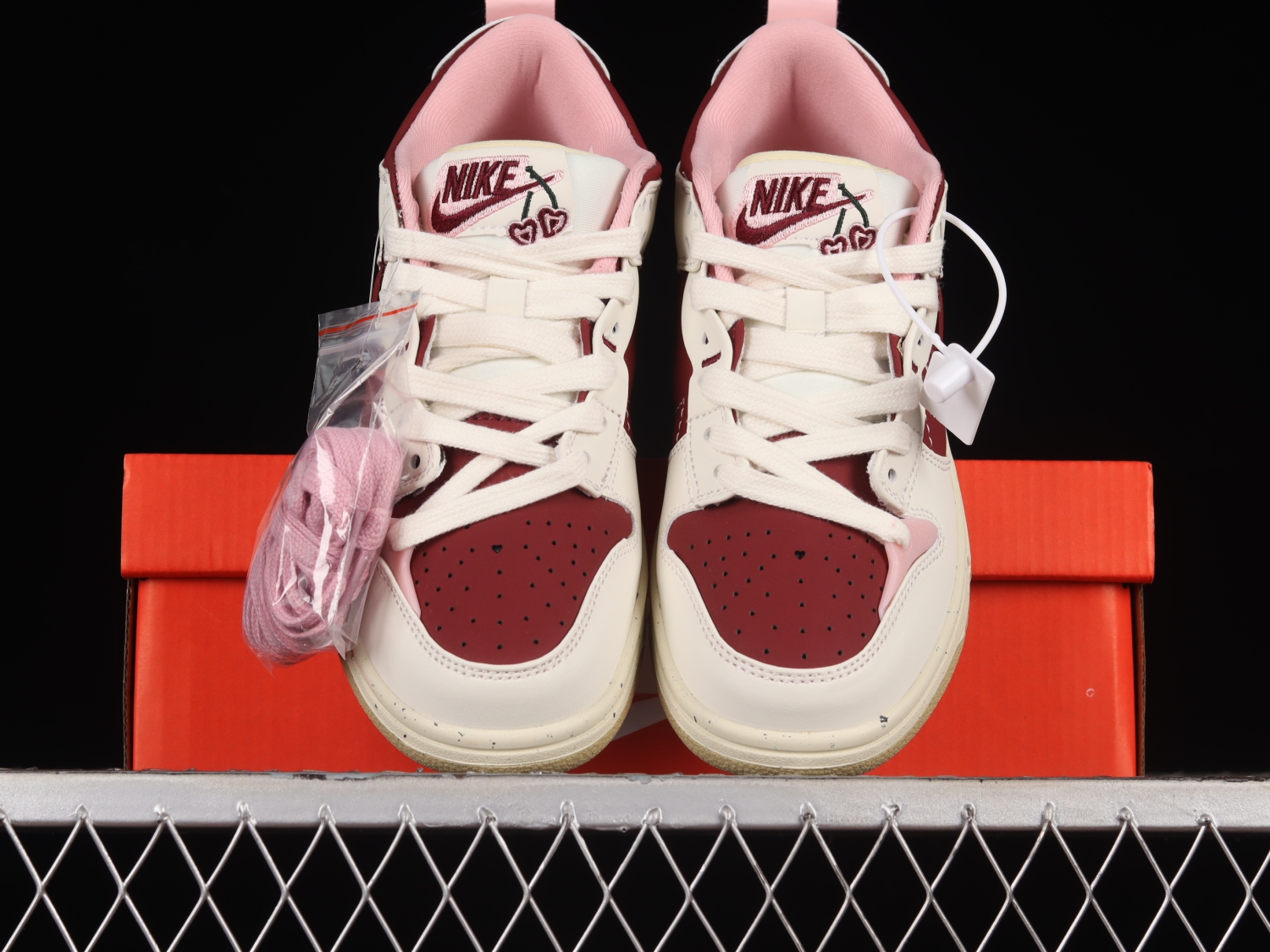 Nike Dunk Low Disrupt 2 Valentine