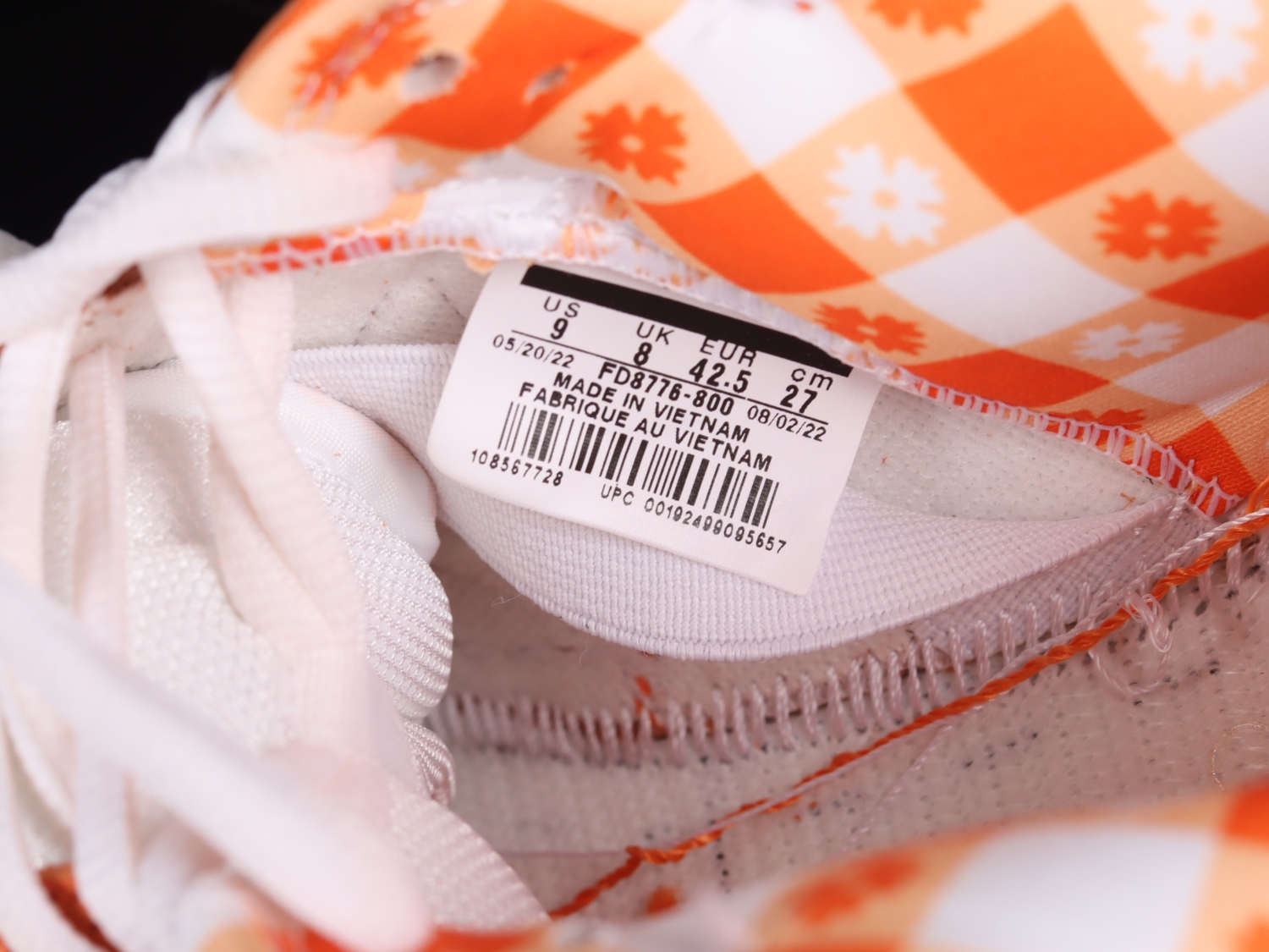 Nike SB Dunk Low Concepts Orange Lobster FD8776-800