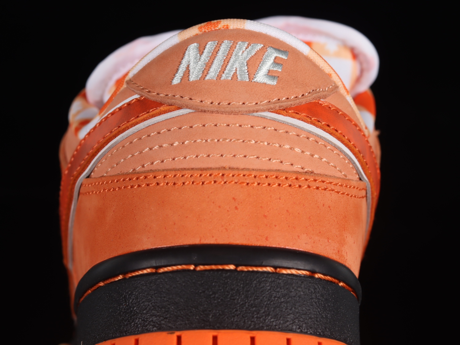Nike SB Dunk Low Concepts Orange Lobster FD8776-800