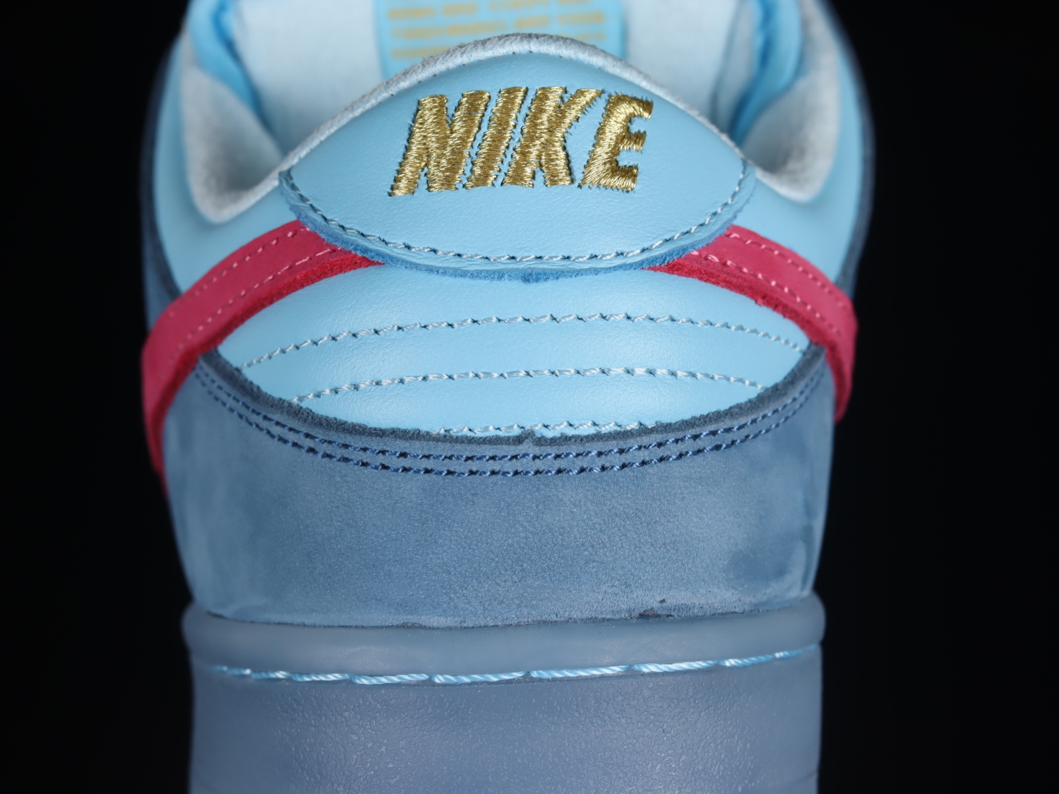 Nike SB Dunk Low Run The Jewels DO9404-400