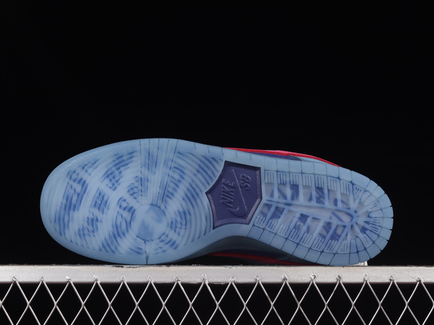 Nike SB Dunk Low Run The Jewels DO9404-400