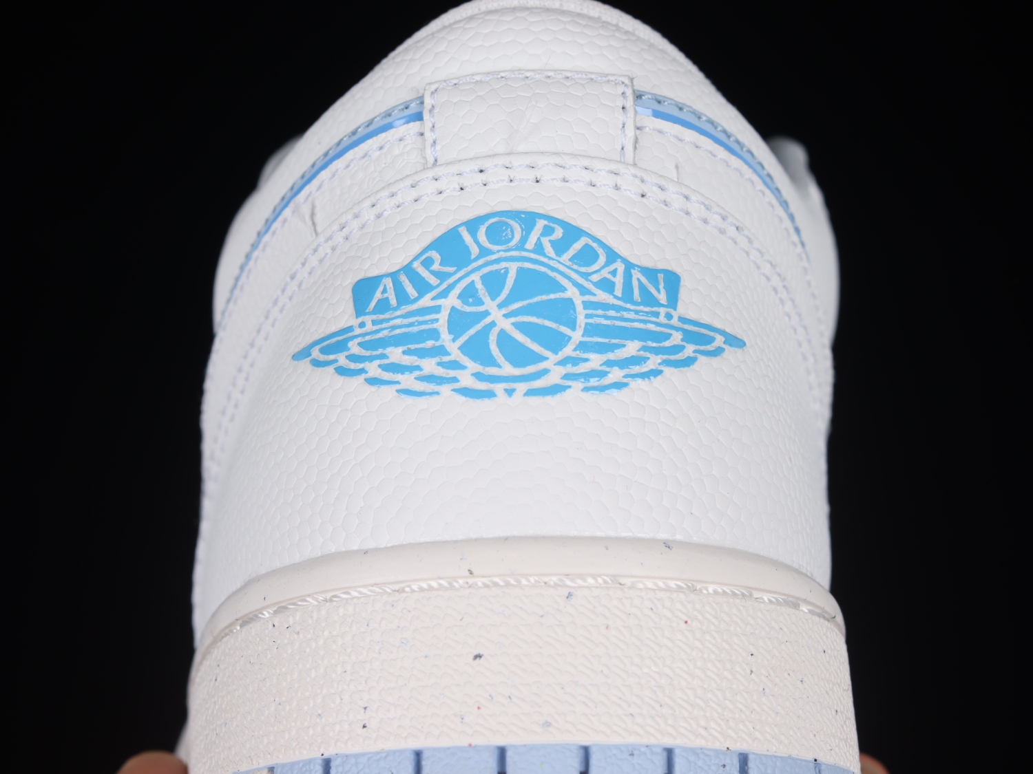Jordan 1 Low SE Reverse Ice Blue DV1299-104