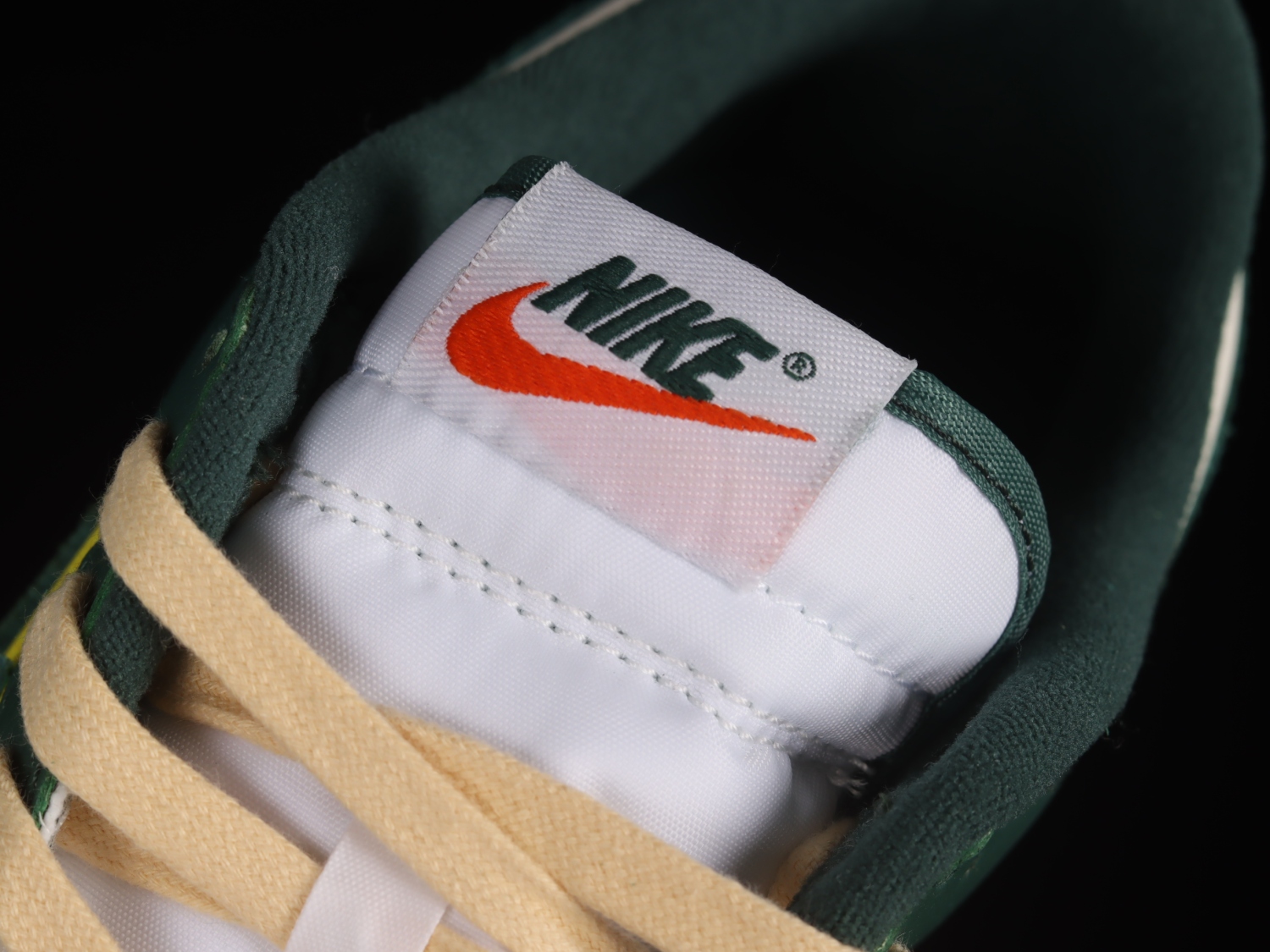 Nike Dunk Low SE Noble Green FD0350-133