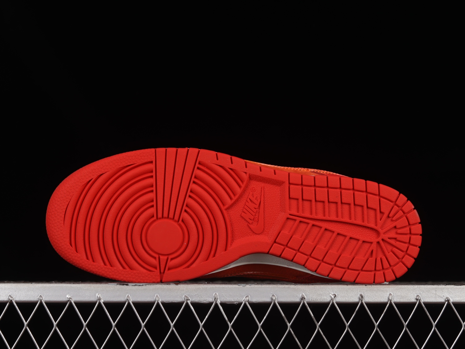 Nike Dunk Low ATL FD0724-657