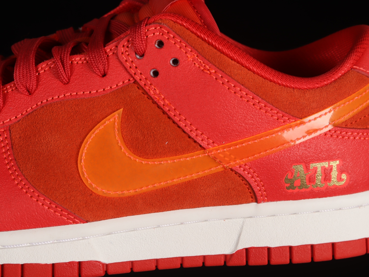 Nike Dunk Low ATL FD0724-657