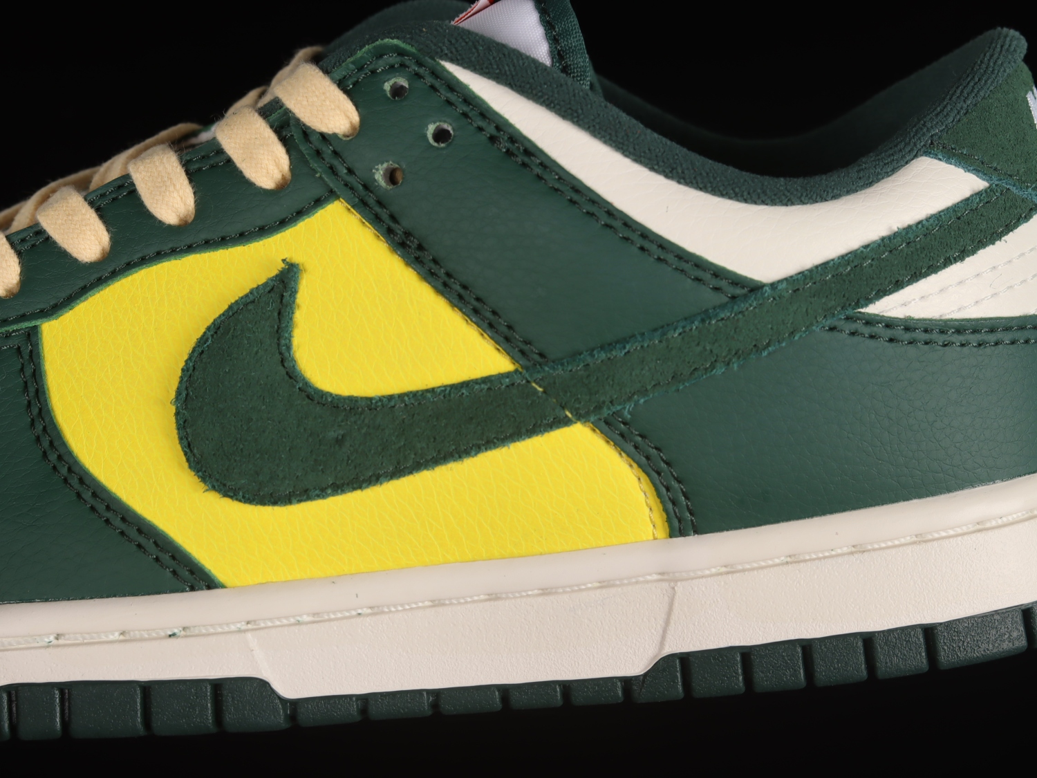 Nike Dunk Low SE Noble Green FD0350-133