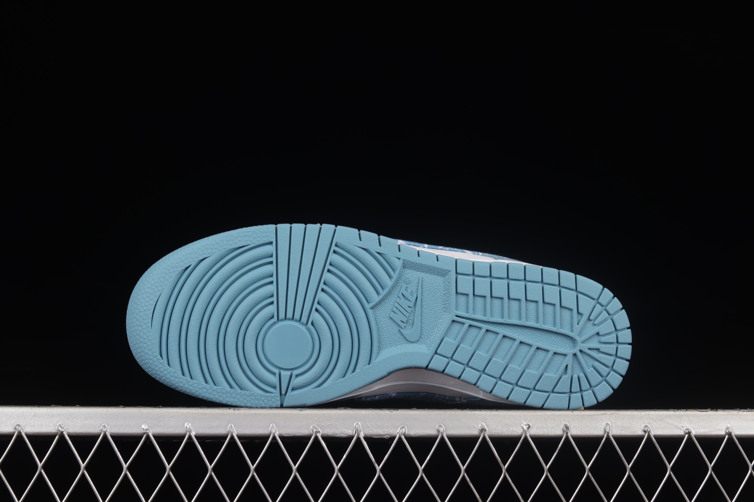 Nike Dunk Low Essential Paisley Pack Worn Blue  DH4401-101