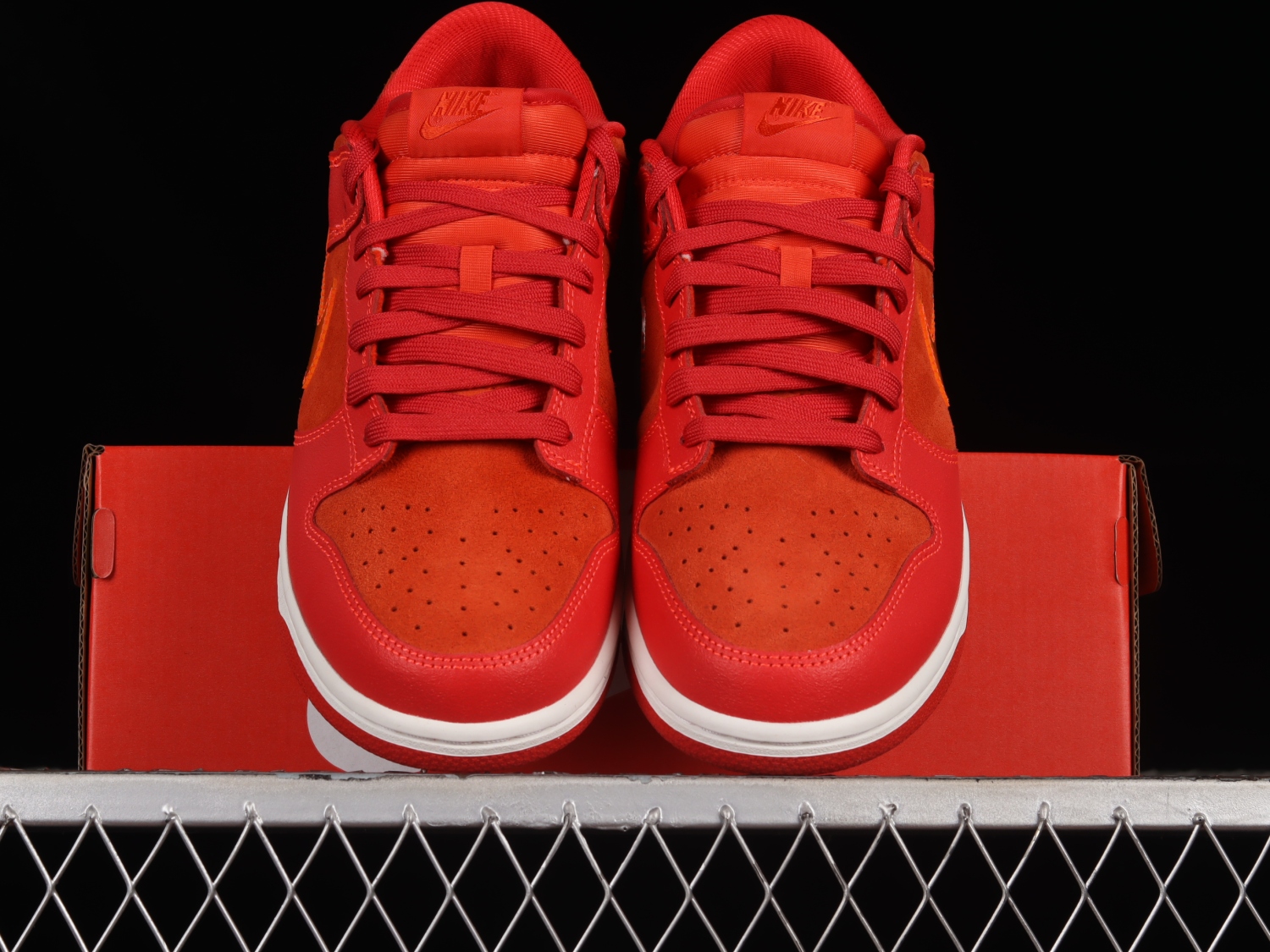 Nike Dunk Low ATL FD0724-657