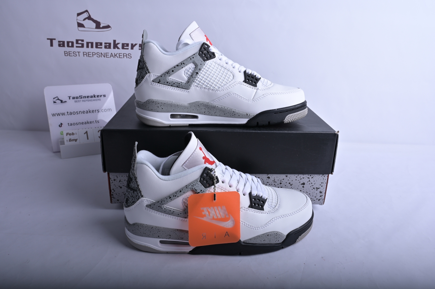 Jordan 4 Retro White Cement (2016) 840606-192