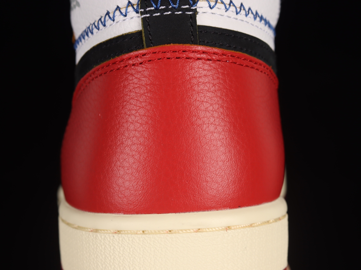 Jordan 1 Retro High Union Los Angeles Black Toe BV1300-106