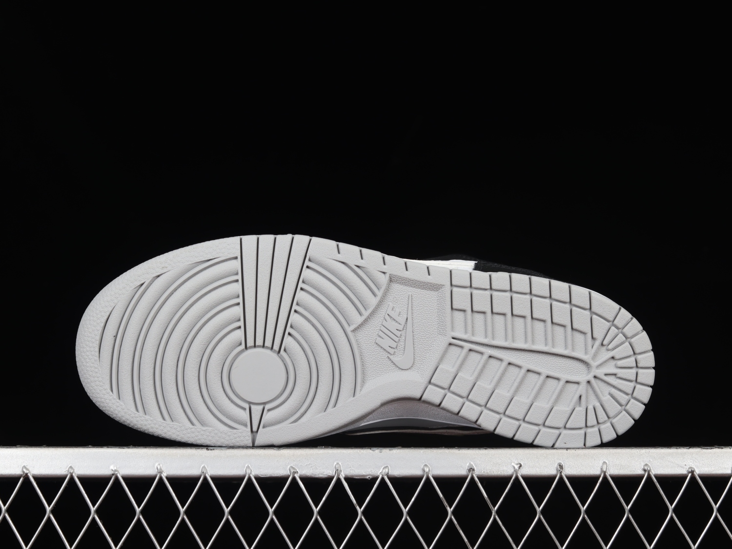 Nike Dunk Low Scrap Wolf Grey Light Lemon Twist DC9723-001