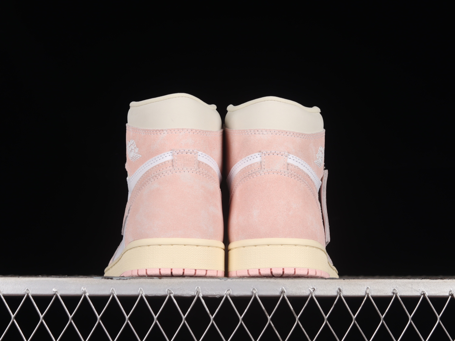 Jordan 1 Retro High OG Washed Pink FD2596-600