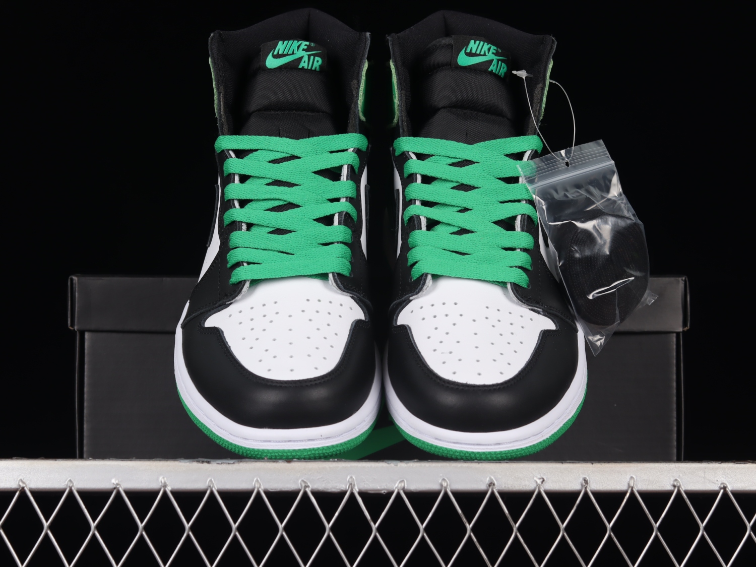 Jordan 1 Retro High OG Lucky Green DZ5485-031