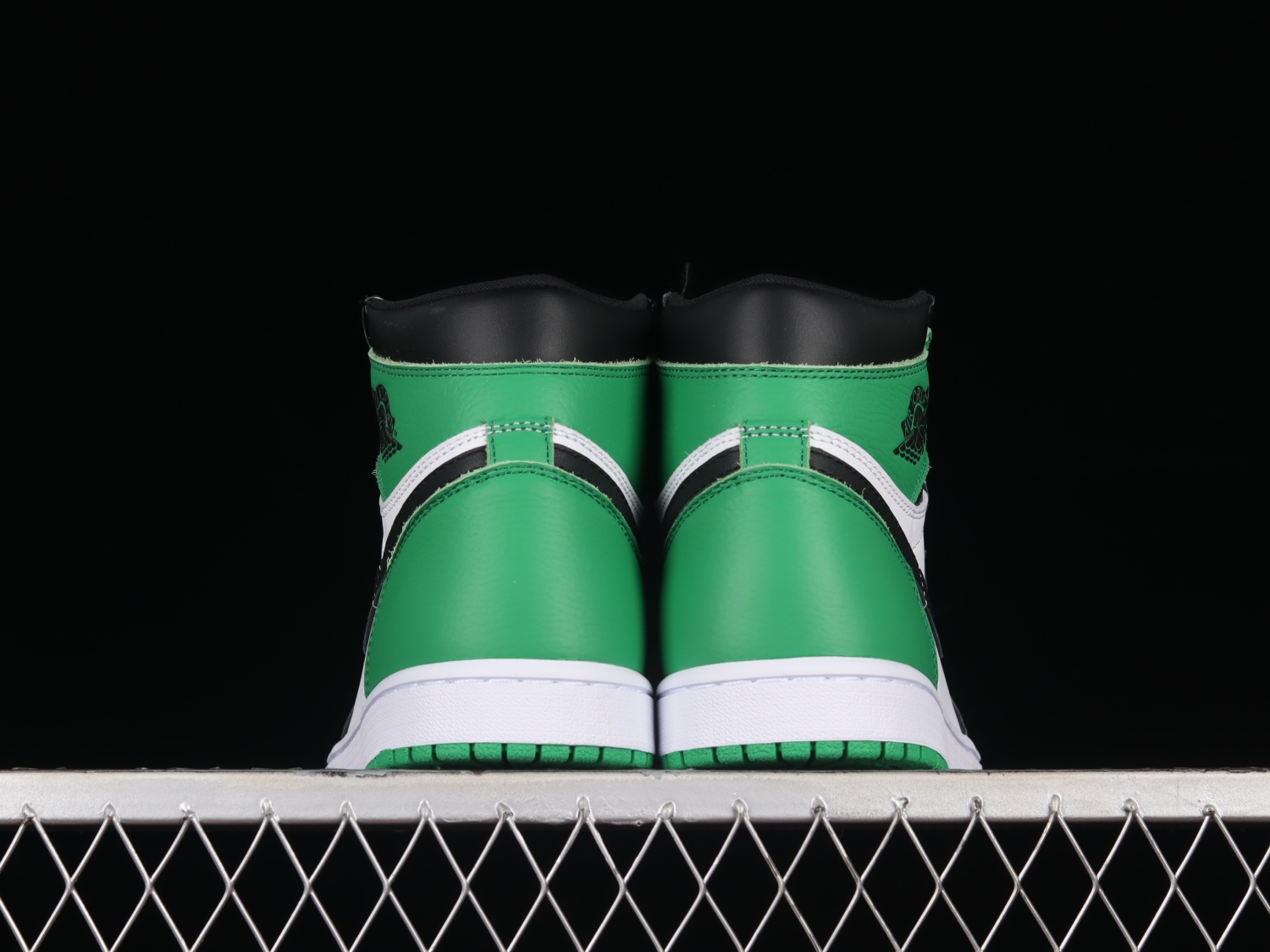 Jordan 1 Retro High OG Lucky Green DZ5485-031