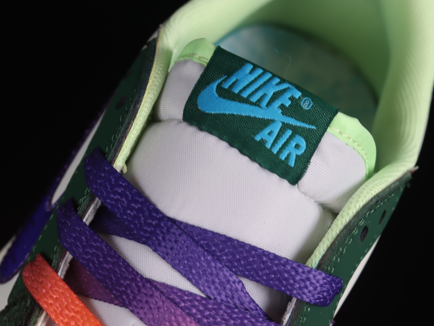 Jordan 1 Retro Low OG Doernbecher (2023) FD9665-351