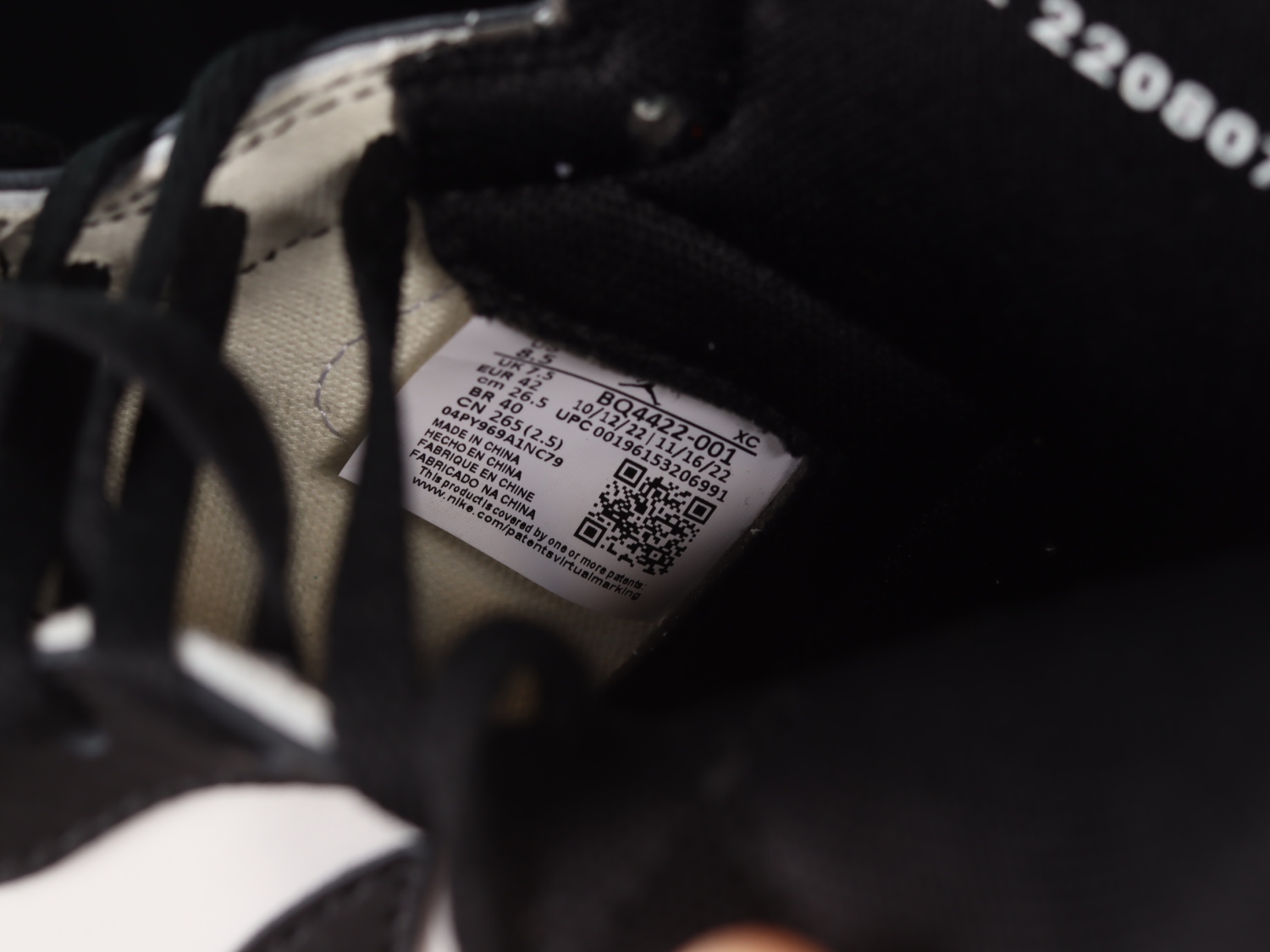 Jordan 1 Retro High 85 Black White (2023) BQ4422-001