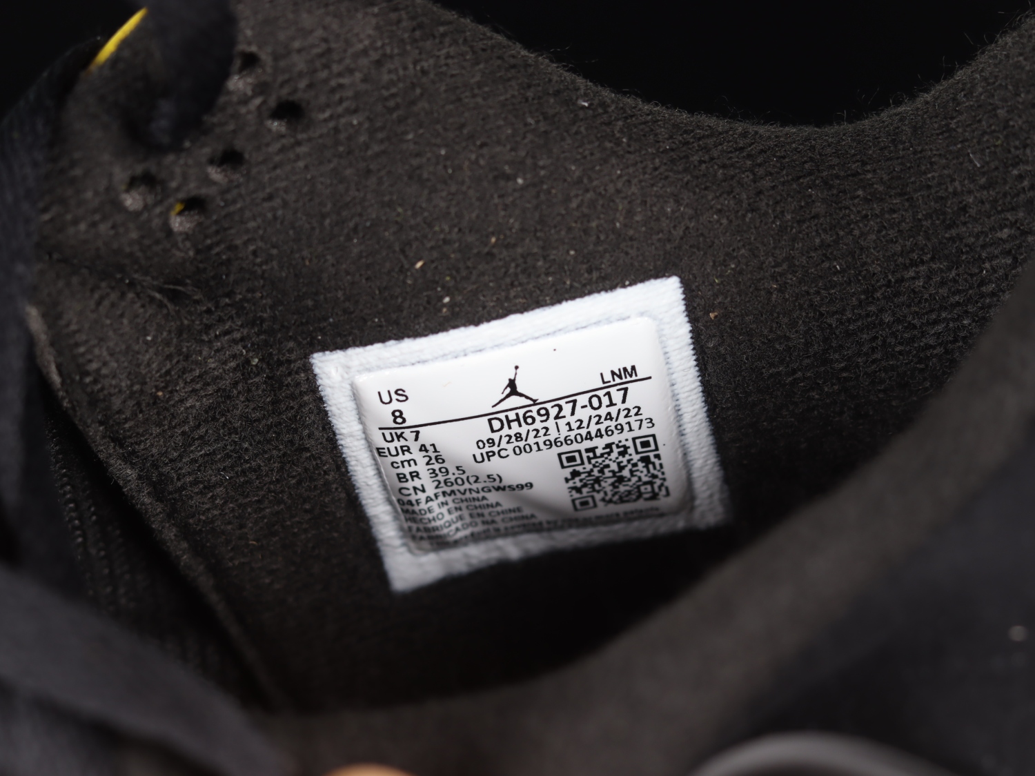 Jordan 4 Retro Thunder (2023) DH6927-017