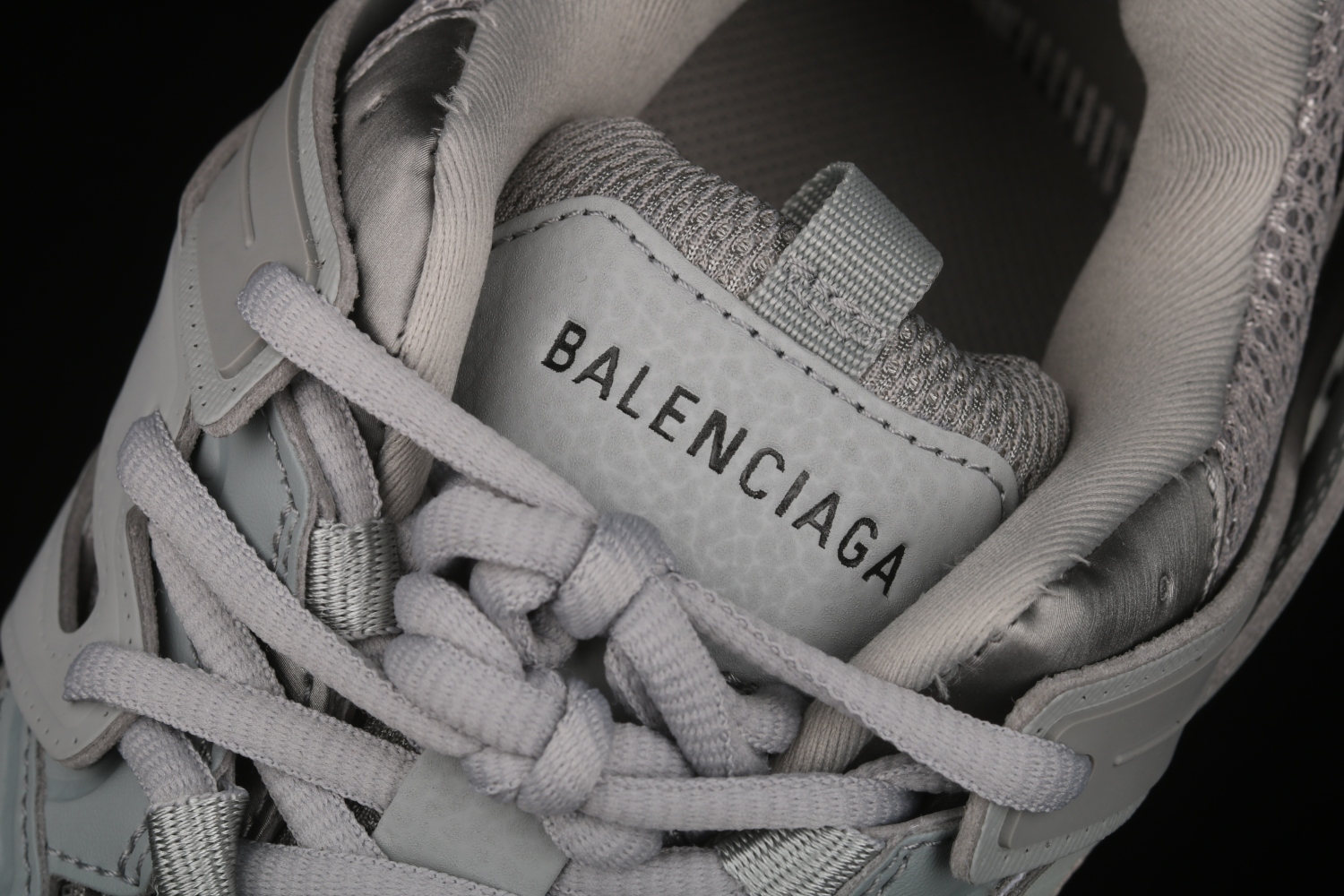 BL Track Triple Grey