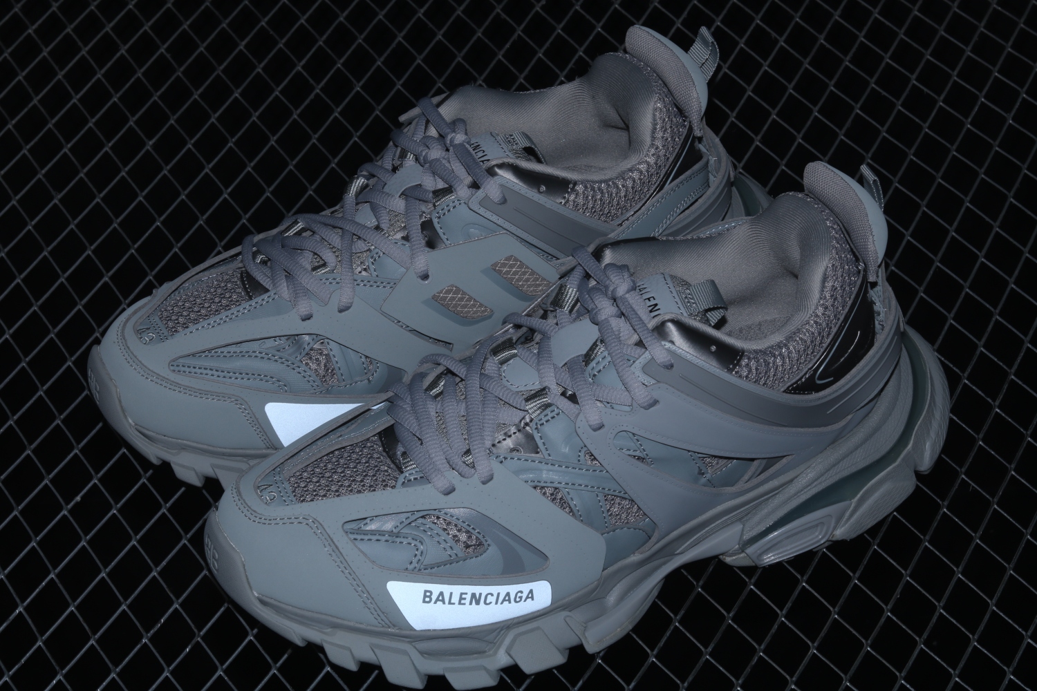 BL Track Triple Grey
