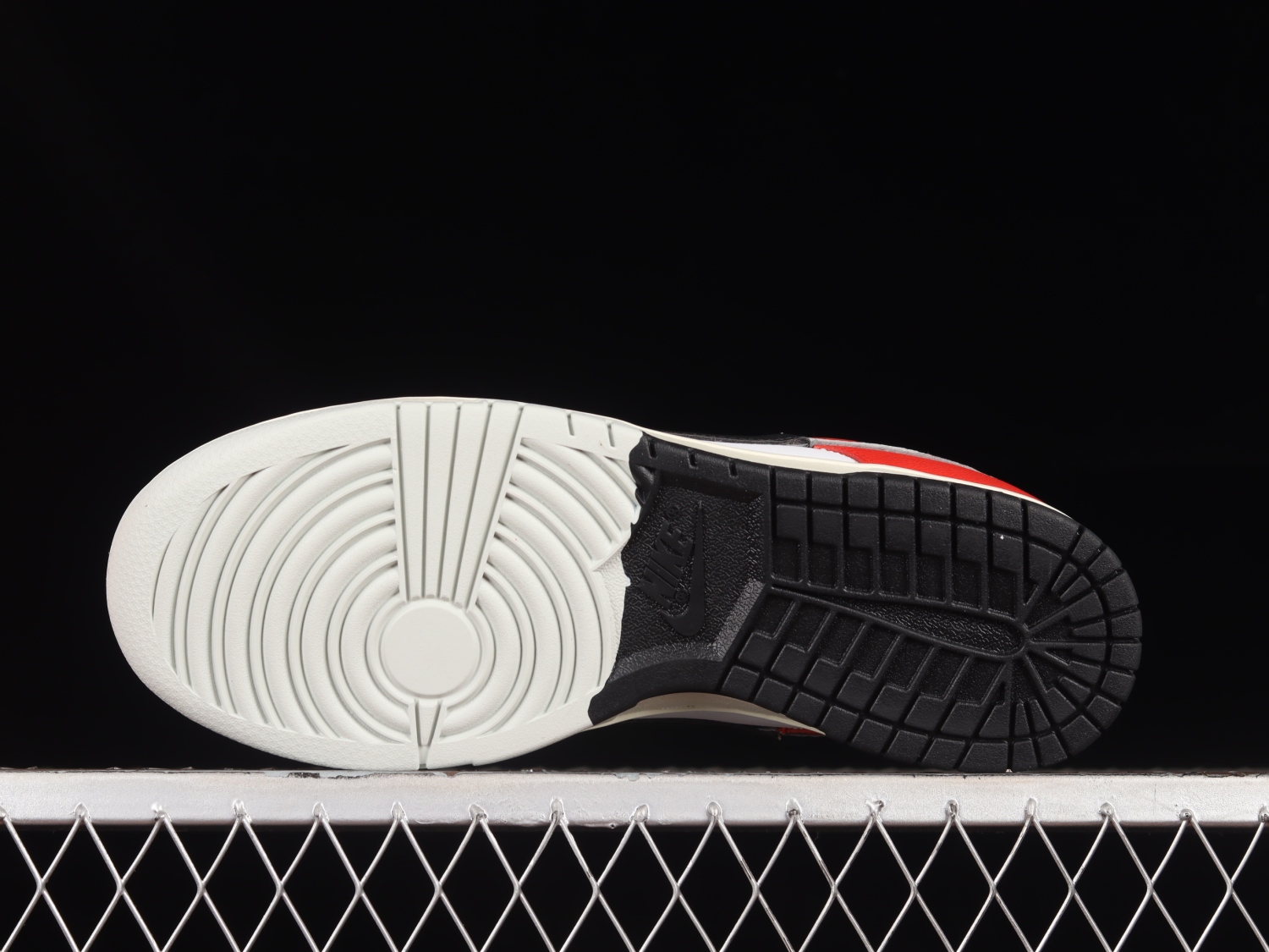 Nike Dunk Low Chicago Split  DZ2536-600