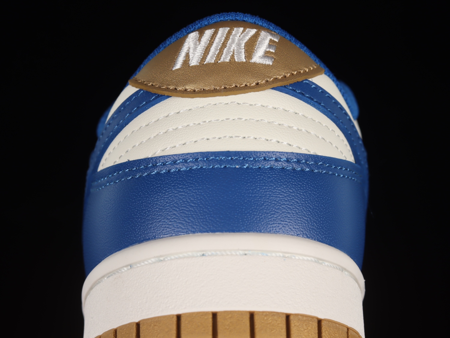 Nike Dunk Low Kansas City Royals  FB7173-141