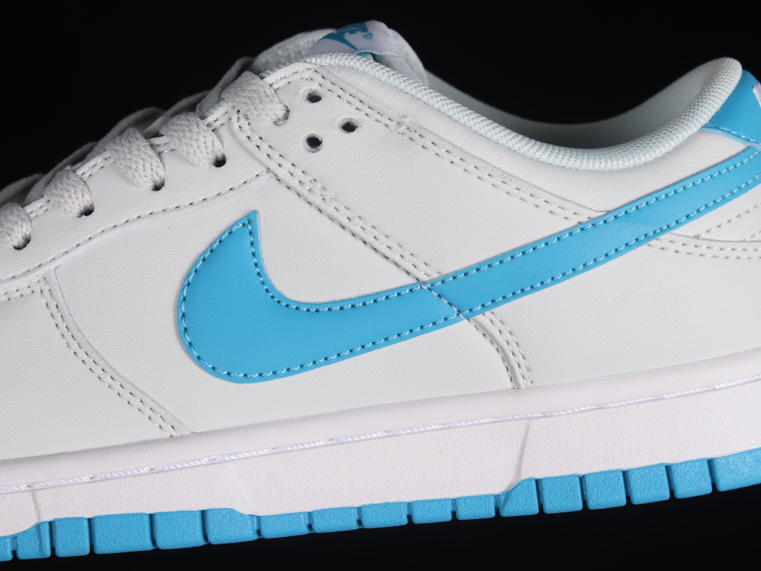 Nike Dunk Low Retro Pure Platinum Blue Lightning DV0831-001