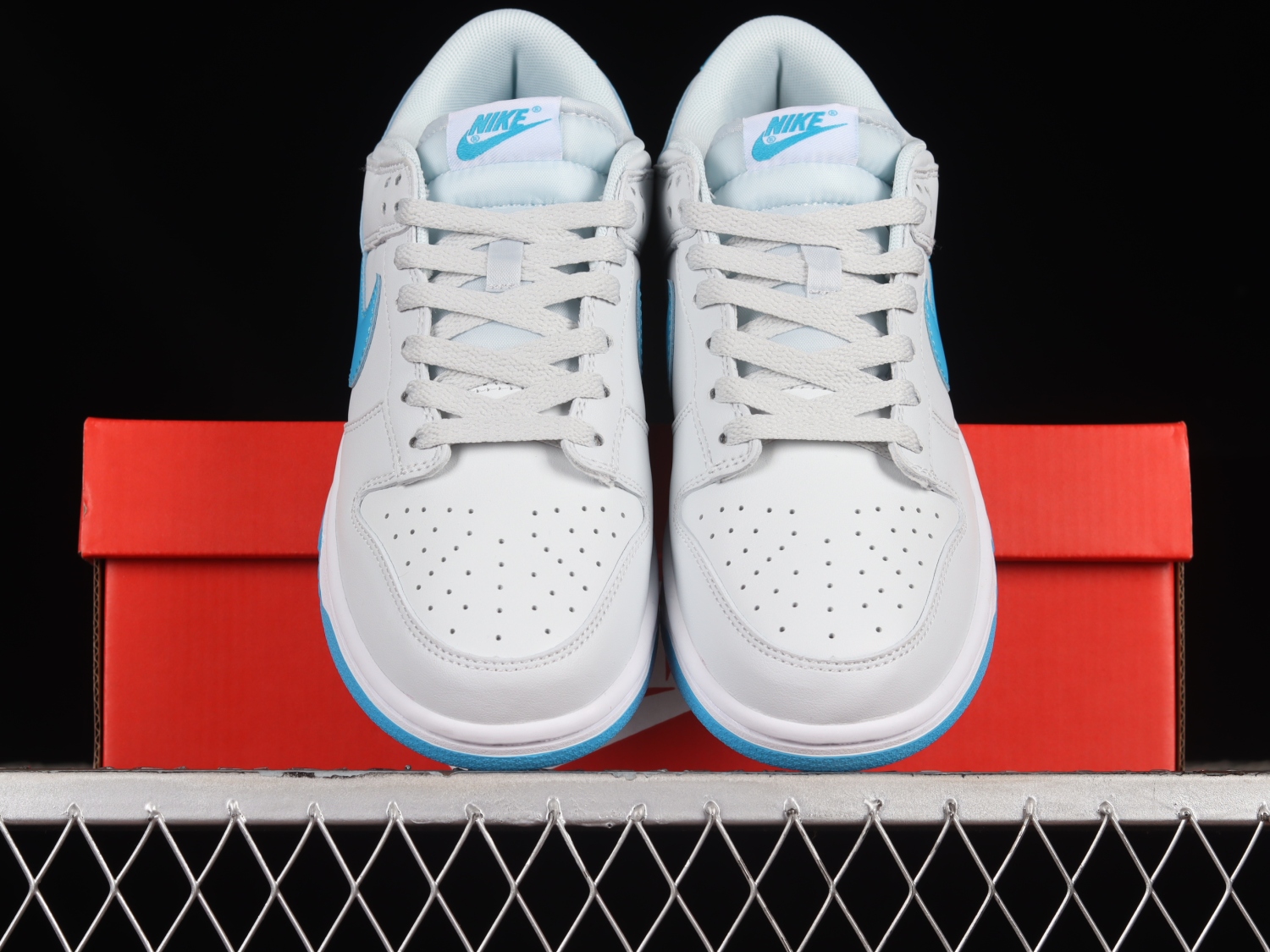 Nike Dunk Low Retro Pure Platinum Blue Lightning DV0831-001