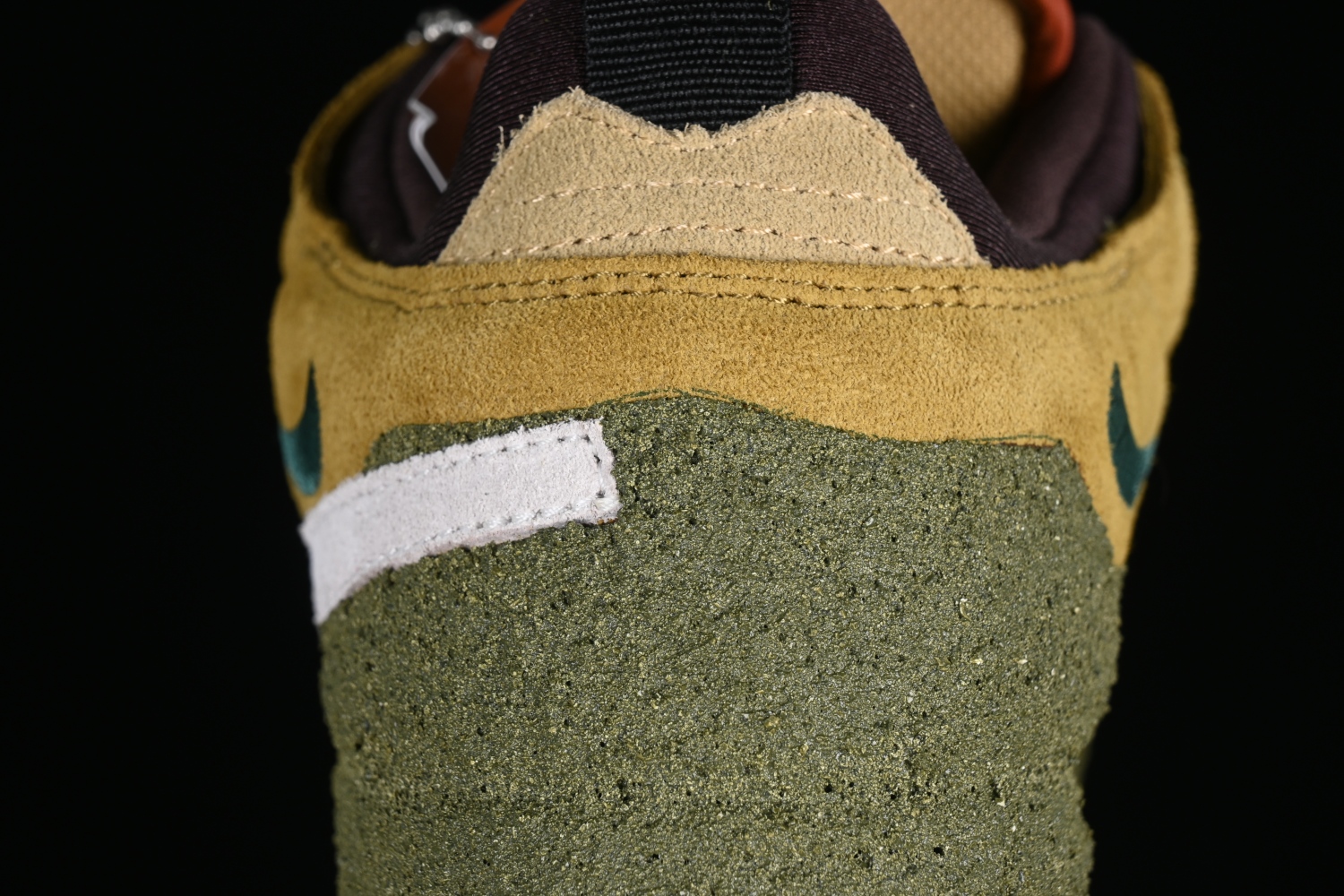 Nike CPFM Flea 1 Cactus Plant Flea Market Desert Moss DM0430-700