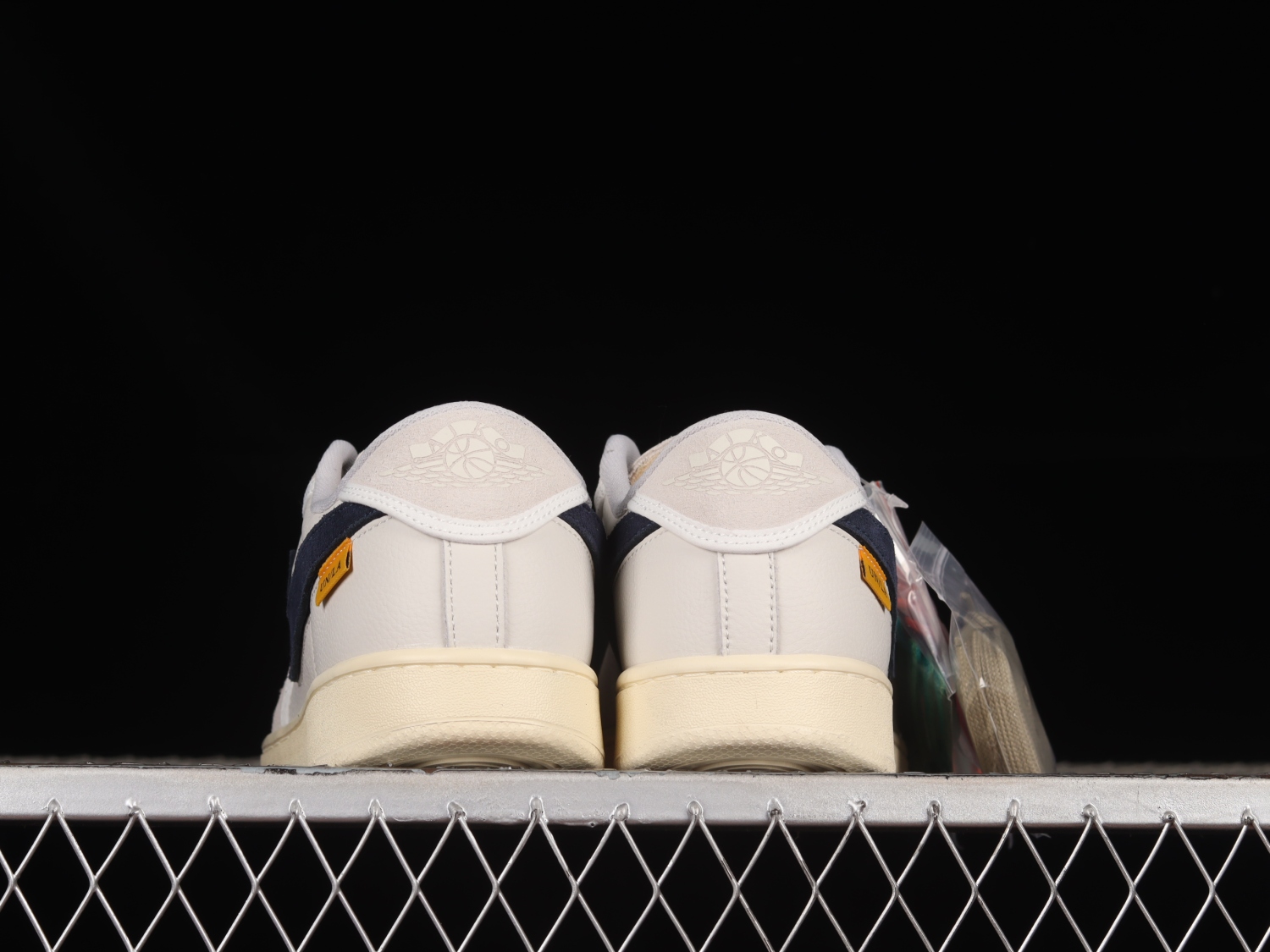 Jordan 1 Retro AJKO Low SP Union Sail Leather  DZ4864-100