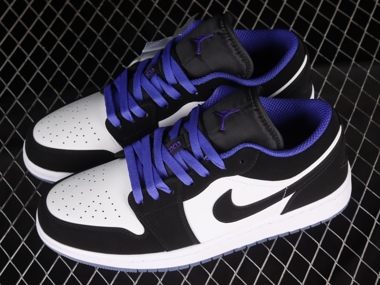Jordan 1 Low Concord 553558-108