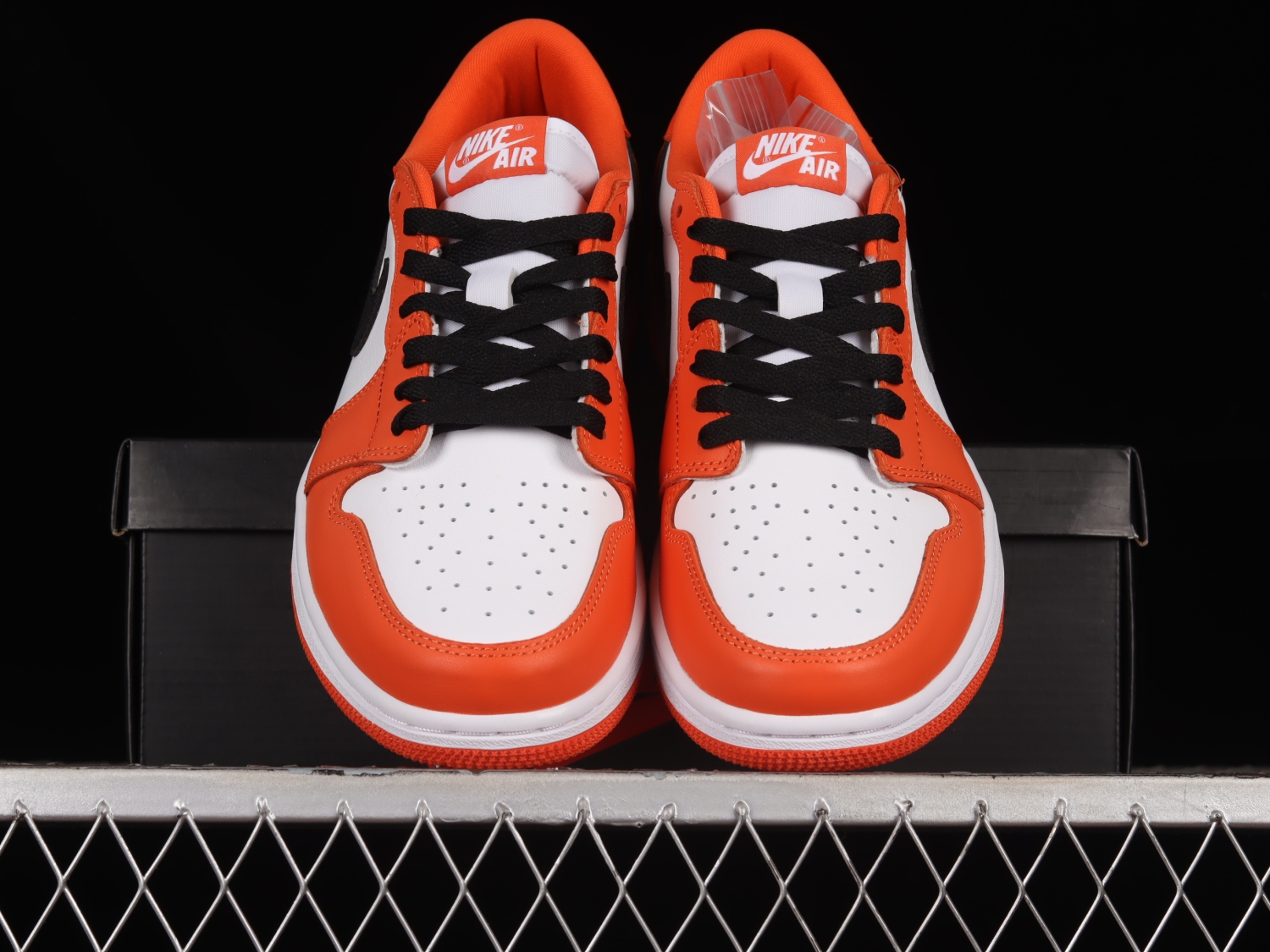 Jordan 1 Low OG Starfish CZ0775-801