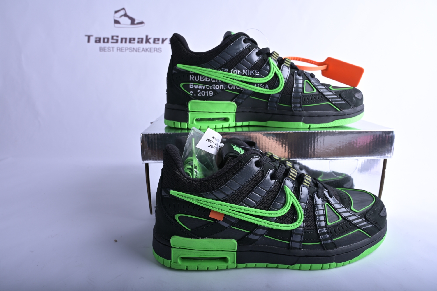 Nike Air Rubber Dunk Off-White Green Strike CU6015-001
