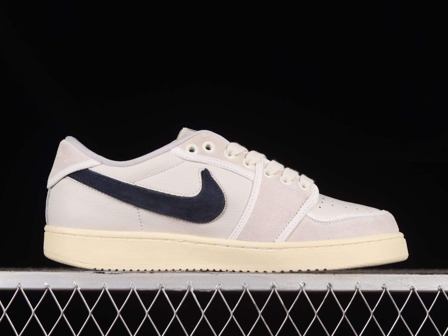 Jordan 1 Retro AJKO Low SP Union Sail Leather  DZ4864-100