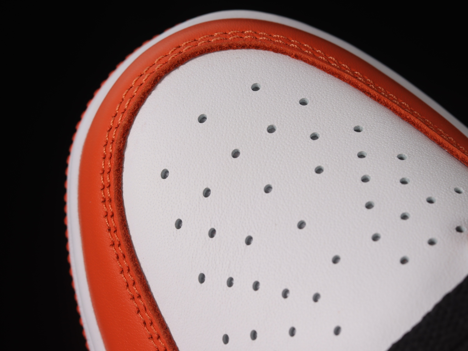 Jordan 1 Low OG Starfish CZ0775-801