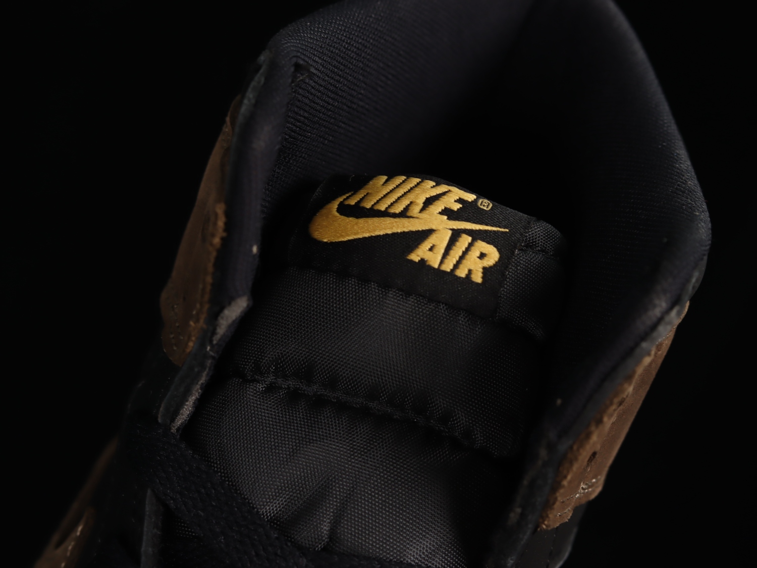 Jordan 1 Retro High OG Palomino DZ5485-020