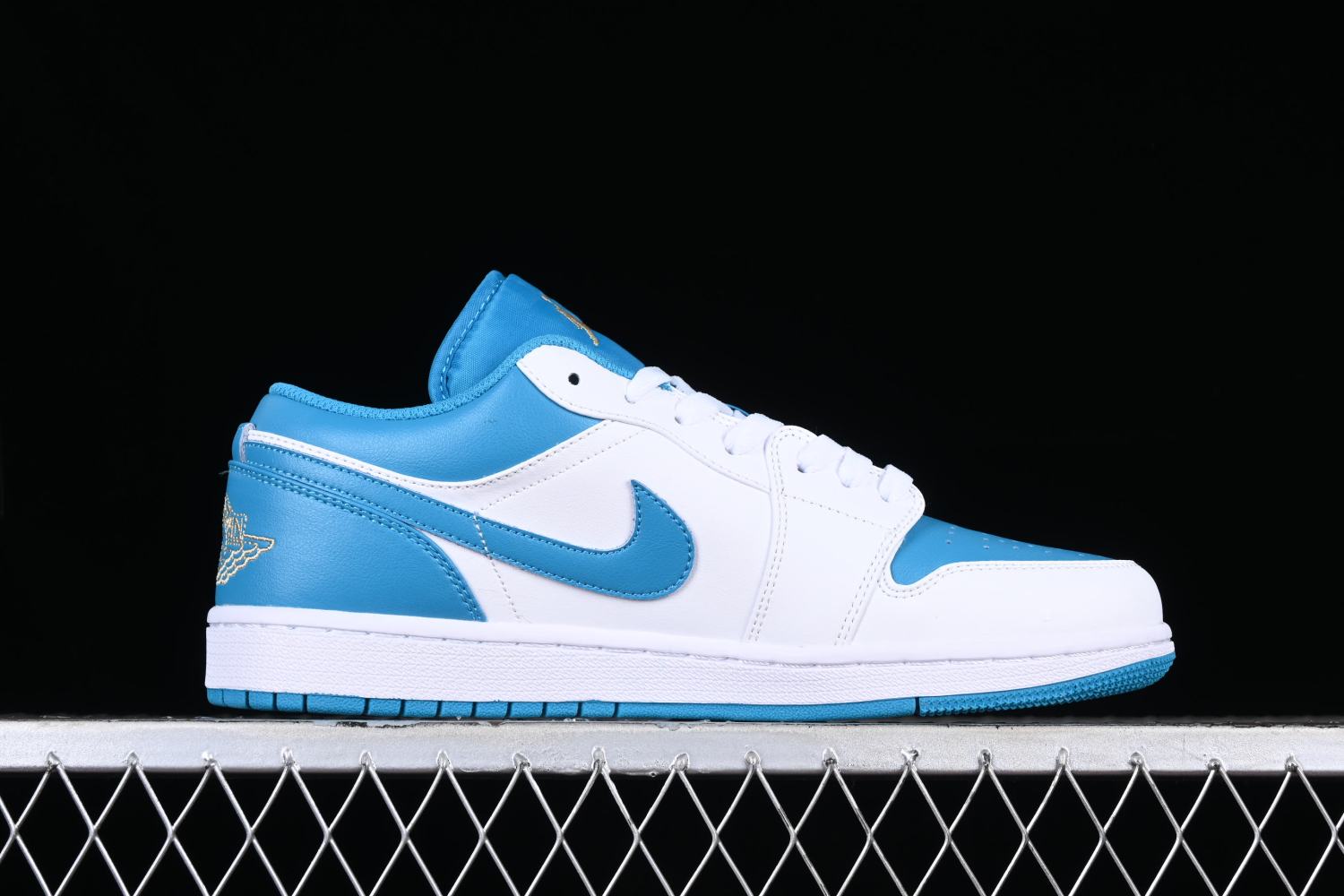 Jordan 1 Low Aquatone 553558-174
